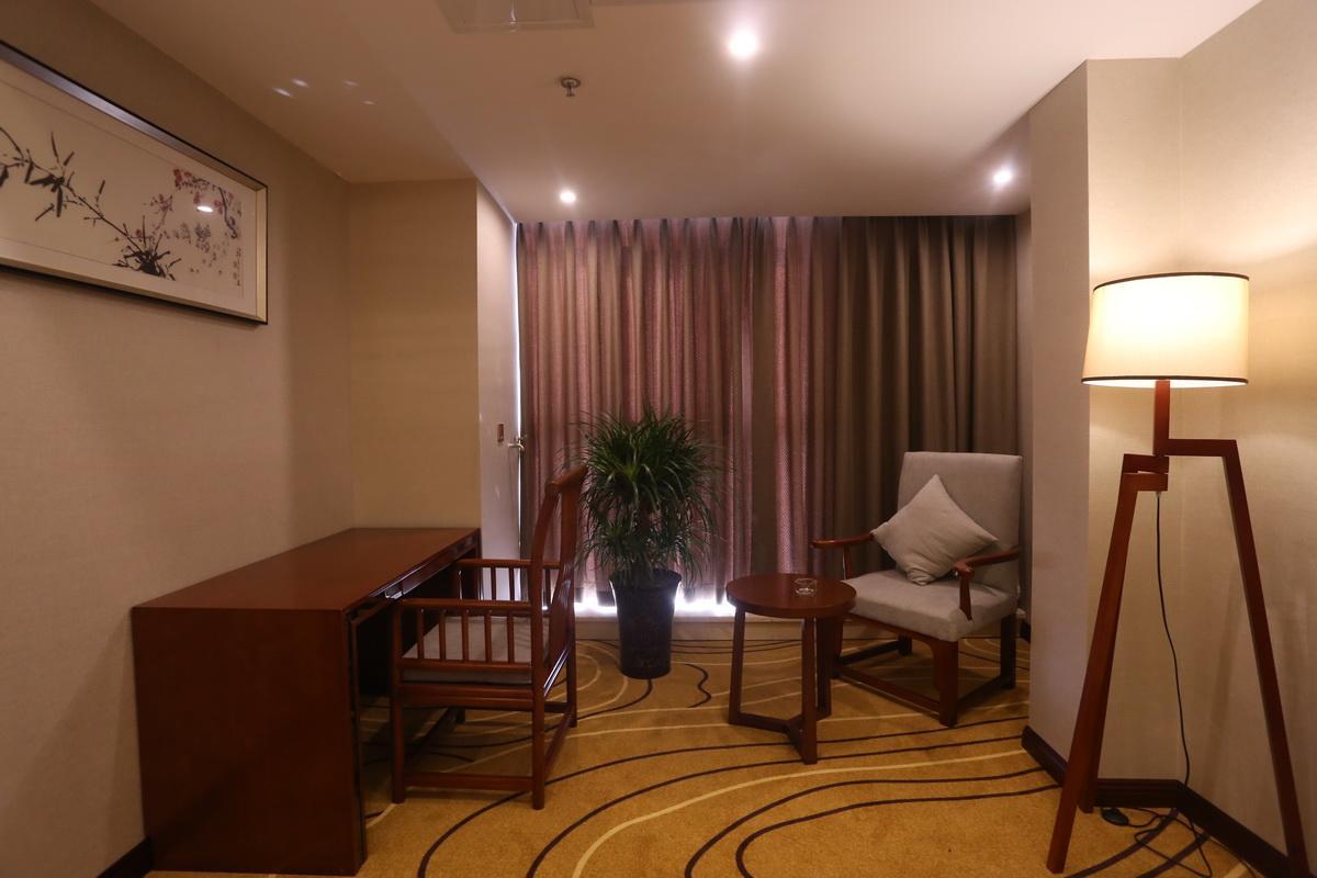 Mingshan Hotel 成都 外观 照片
