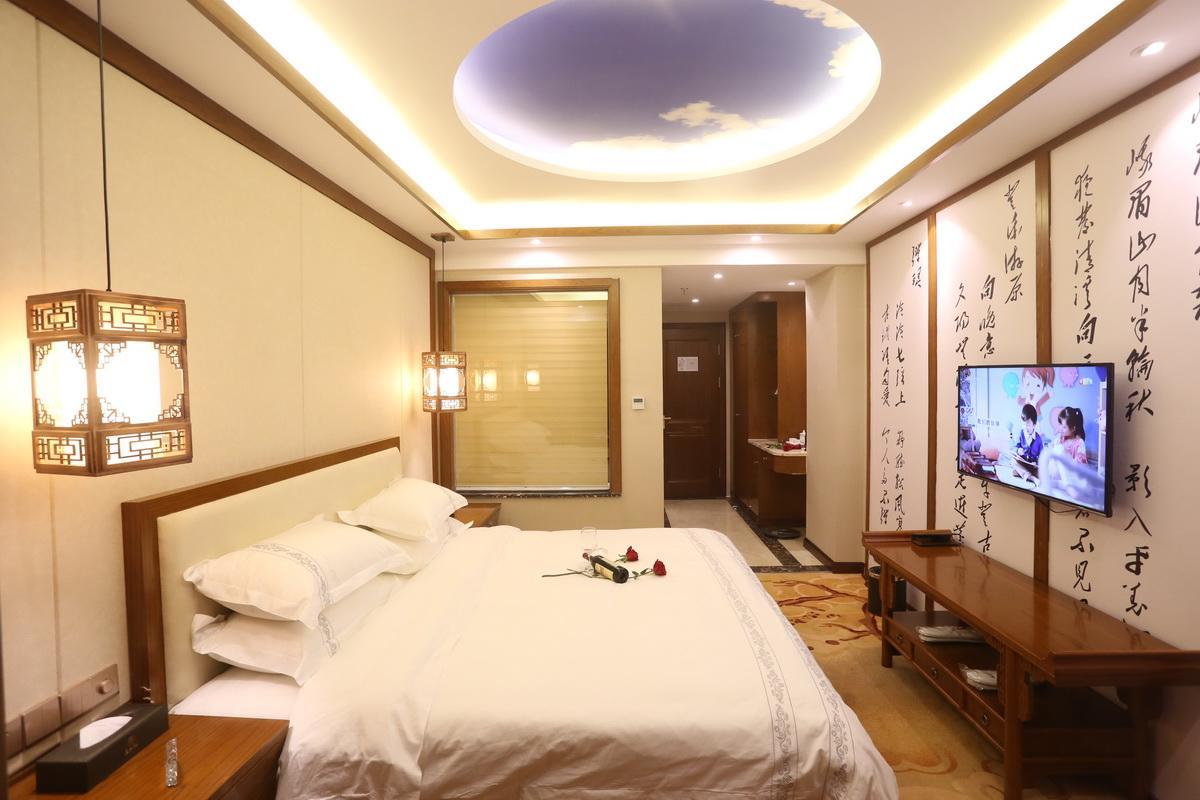 Mingshan Hotel 成都 外观 照片