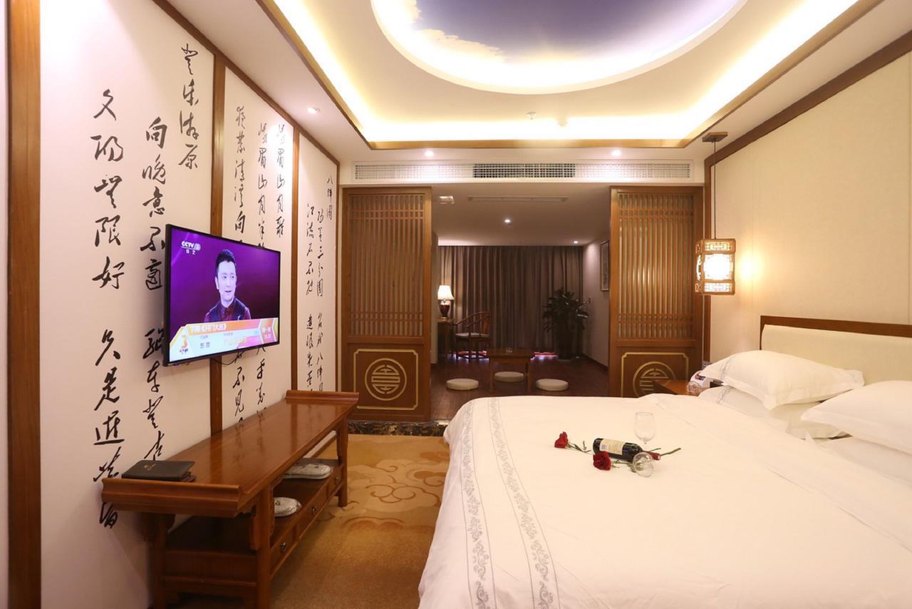 Mingshan Hotel 成都 外观 照片