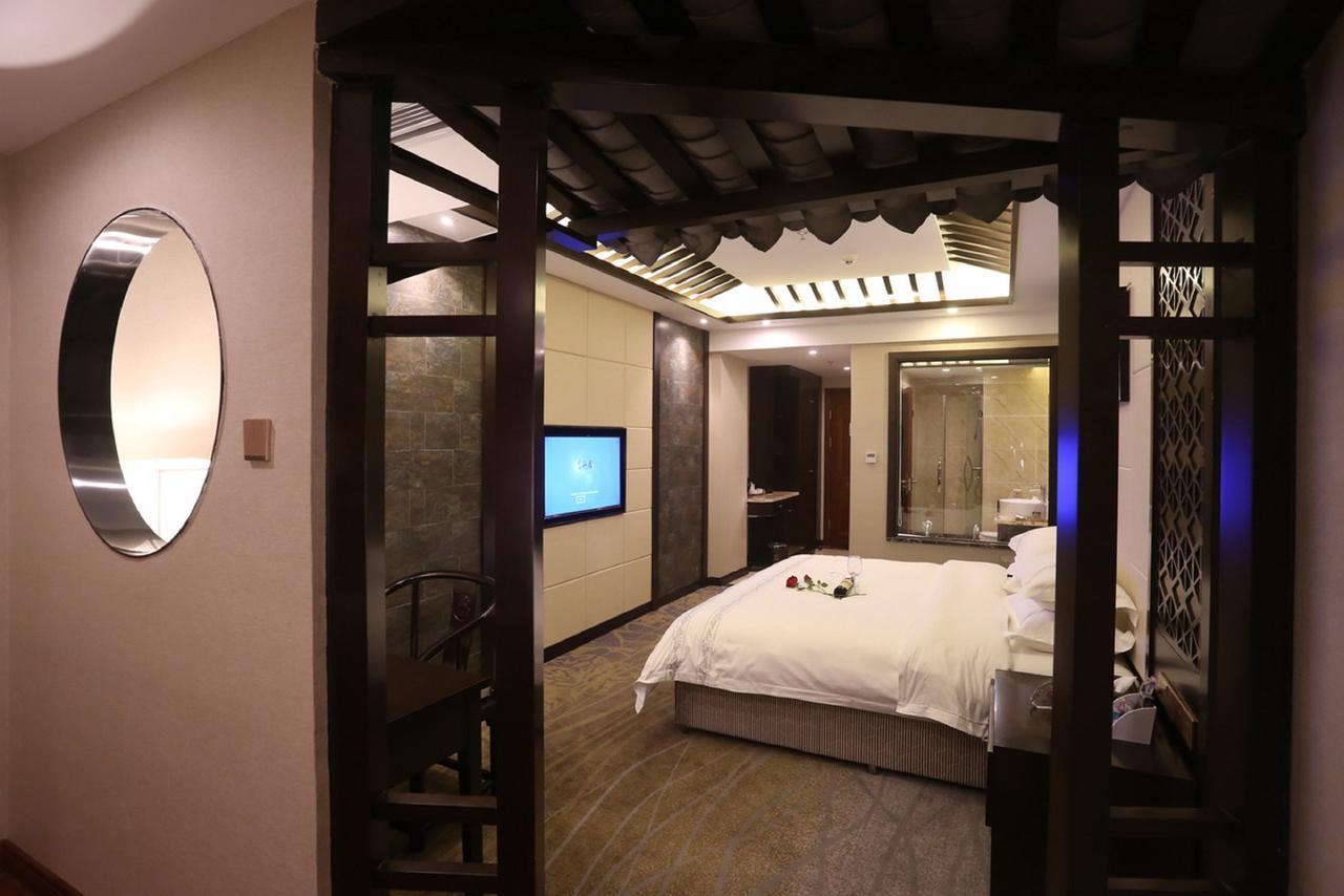 Mingshan Hotel 成都 外观 照片