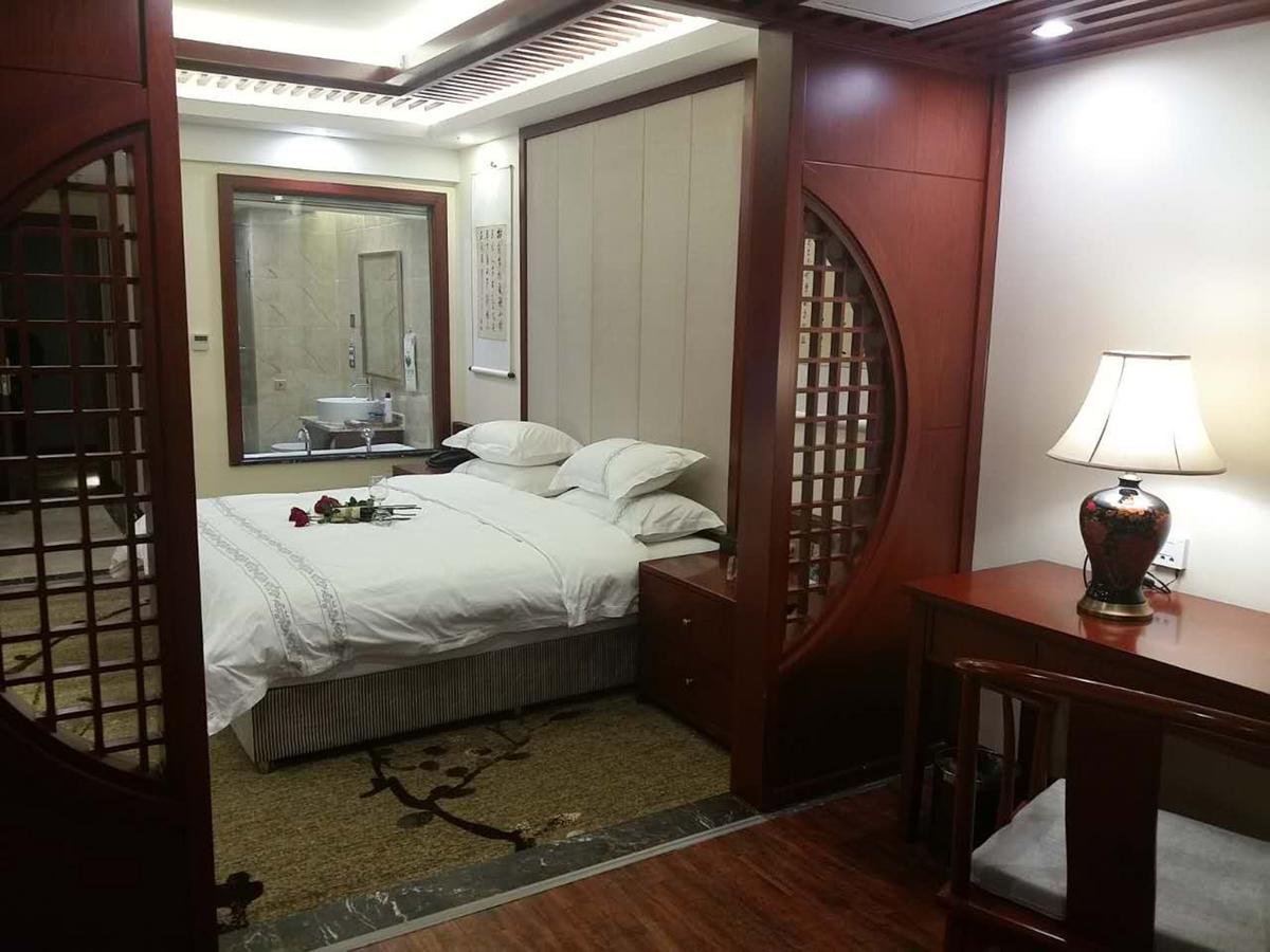 Mingshan Hotel 成都 外观 照片