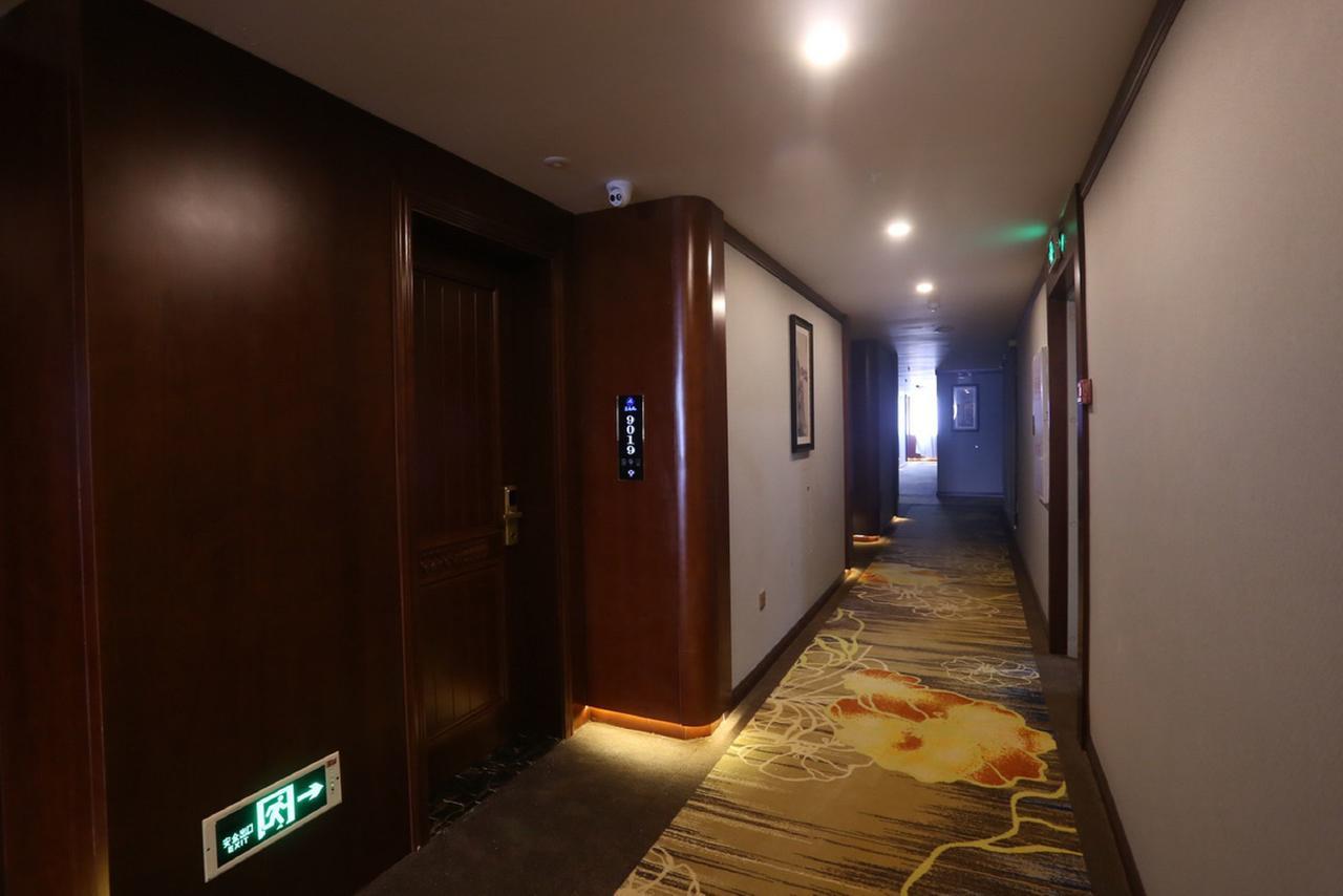 Mingshan Hotel 成都 外观 照片
